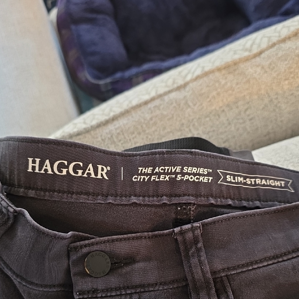 Haggar Men's Active Series City Flex Slim Straight Jeans - Picture 5 of 6